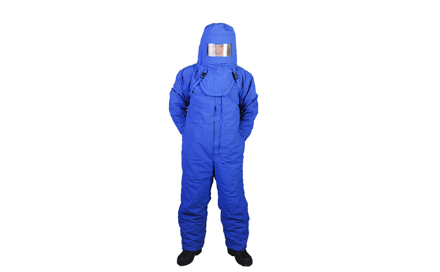 Low temperature liquid nitrogen protective suit /clothing